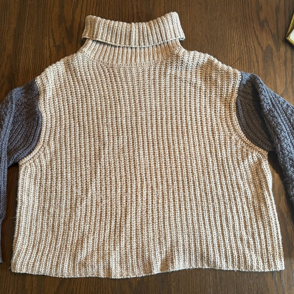 Cozy Color Block Women's Sweater